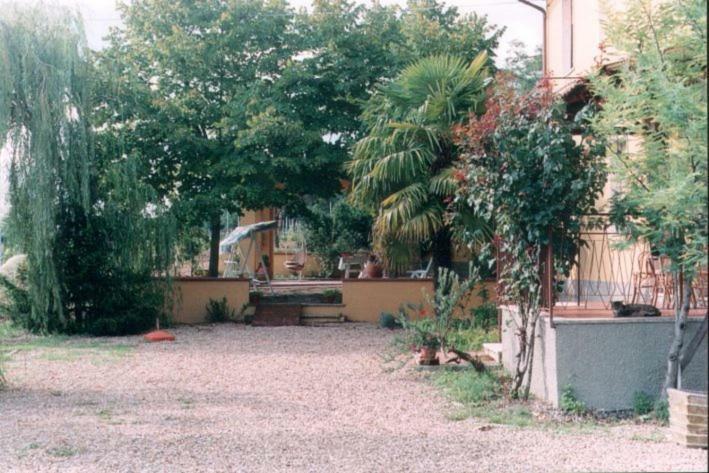 Agriturismo Campo Del Monte Campogialli Exterior photo